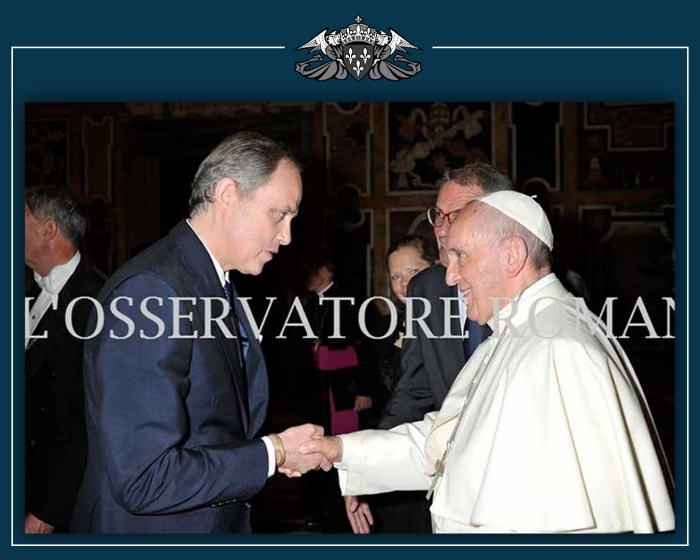 Avec le pape.jpg